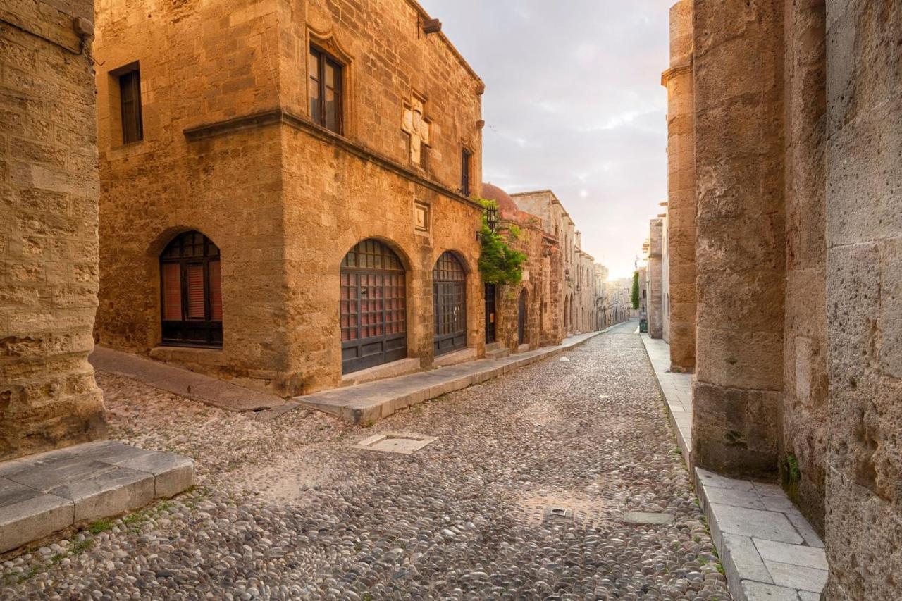 Rhodes City Colourful Aria Of The Medieval Town المظهر الخارجي الصورة